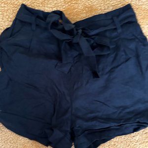 Fighting Eel / Ava Sky Linen Shorts Sadie, M - Black